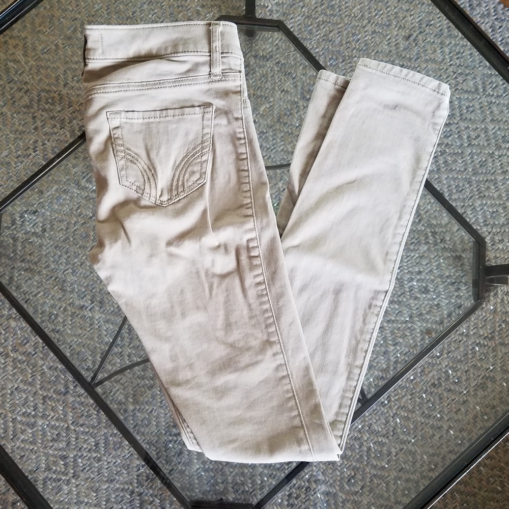 Hollister khakis